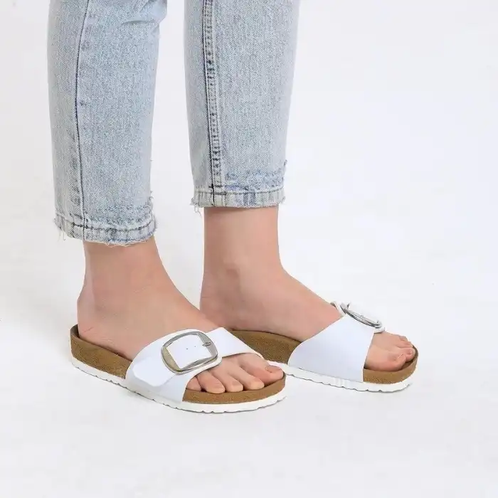 Tek Toka Terlik - Beyaz