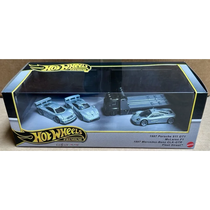 Hot Wheels Premium Collector Diorama 90s Supercars Set Porsche 911, CLK, McLaren