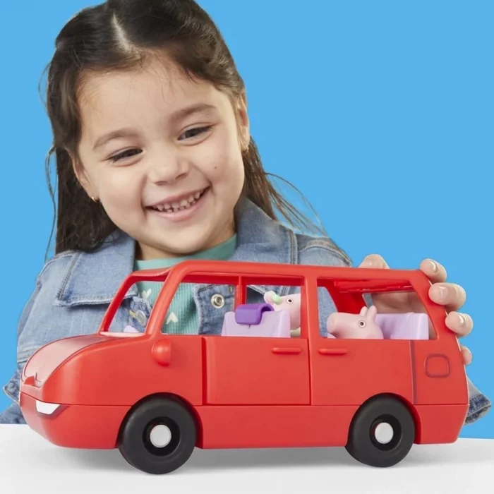 G0541 Peppa Pig Peppanın Büyük Aile Arabası +3 Yaş