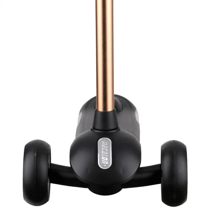 Km639 Sesli Işıklı Scooter
