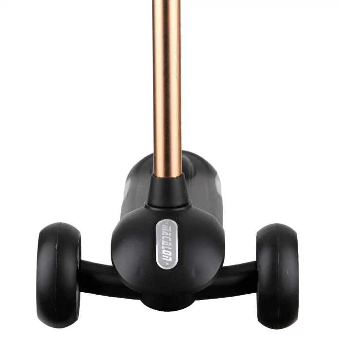 Km639 Sesli Işıklı Scooter