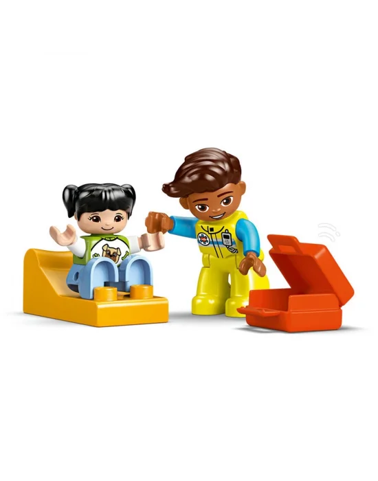 10447 Lego Duplo Ambulans Ve Sürücü 19 Parça +2 Yaş