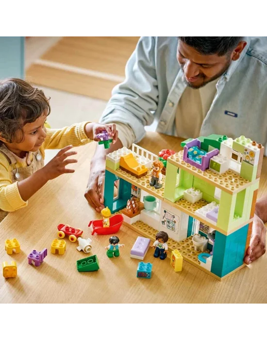 10470 Lego Duplo 3ü1 Arada Figürlü Modern Aile Evi 166 Parça +2 Yaş