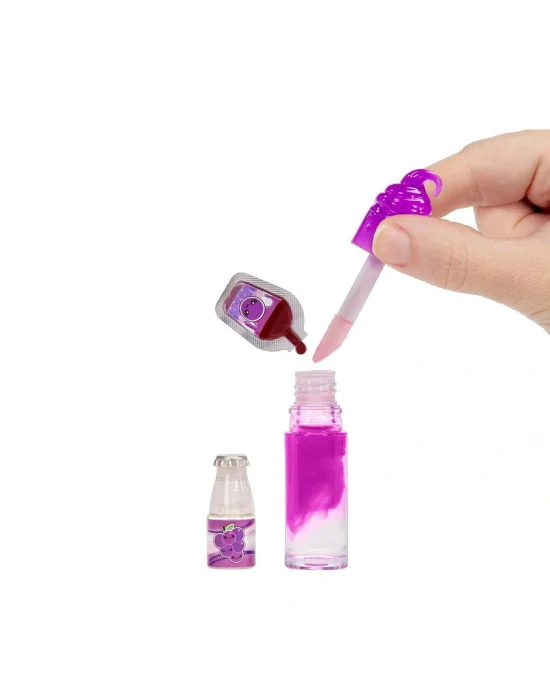 120773 Yummiland Greta Grape Bebeği Ve Dudak Parlatıcısı