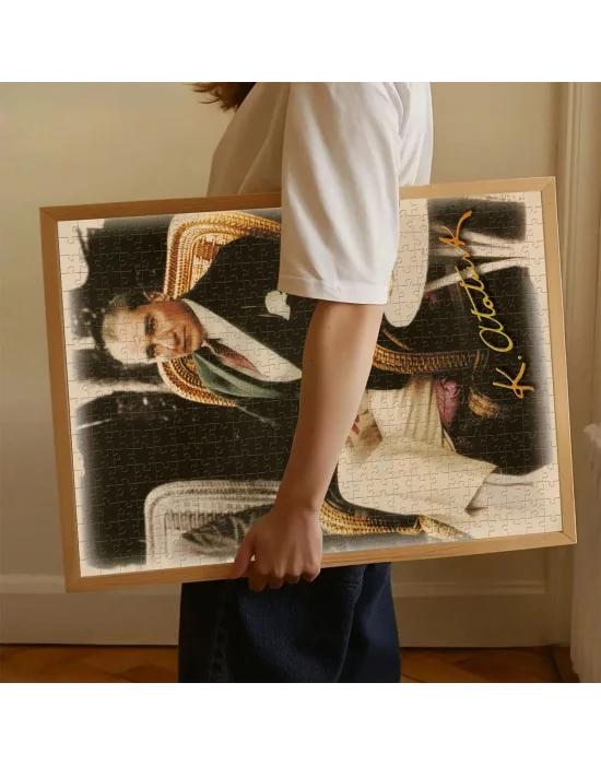 20060 Kahve İçen Atatürk 500 Parça Puzzle -ks Puzzle