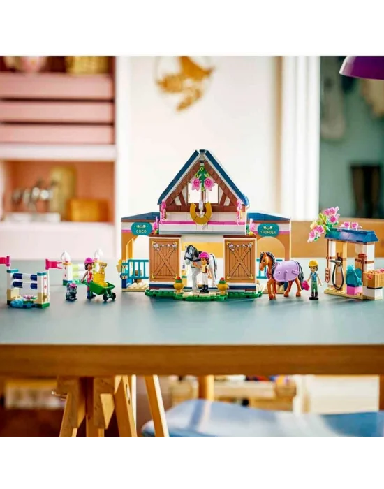 42688 Lego Friends Binicilik Akademisi 735 Parça +7 Yaş