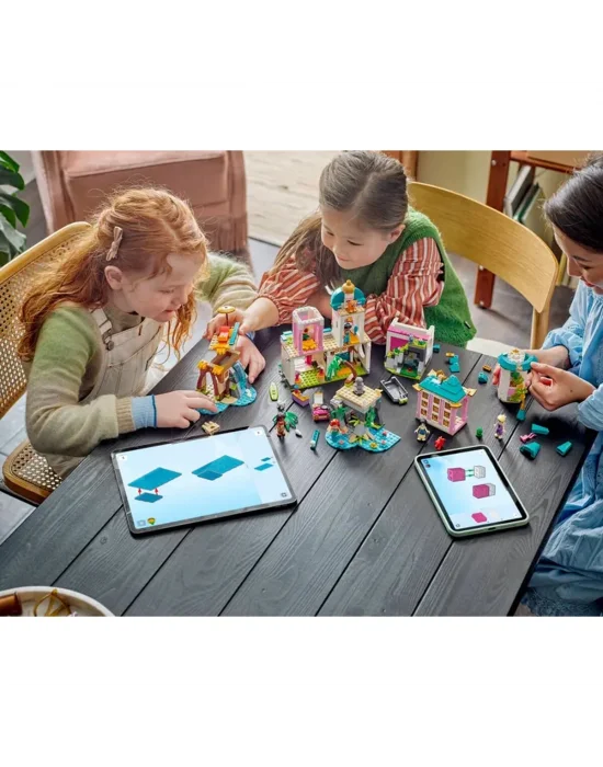 43267 Lego Disney Prenses Şatosu Ve Kraliyet Hayvanları 787 Parça +6 Yaş