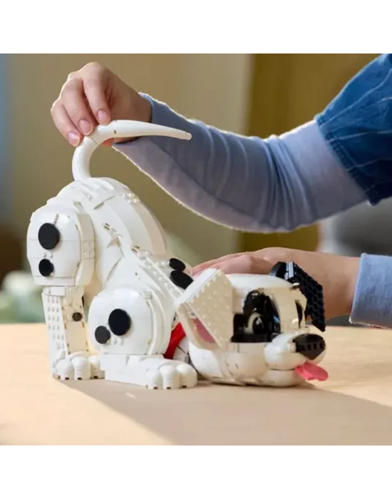 43269 Lego Disney 101 Dalmaçyalı Köpek Yavrusu 1722 Parça +18 Yaş