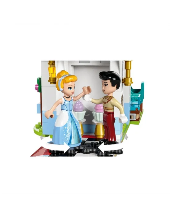 43275 Lego Disney Prensesi Sindirellanın Şatosu Ve At Taşıyıcı 596 Parça +6 Yaş
