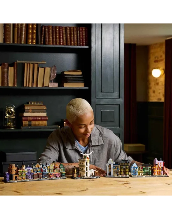 76444 Lego Harry Potter - Diagon Yolu Büyücü Mağazaları 2750 Parça +18 Yaş