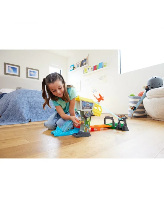 Htp12 Hot Wheels Racerverse Jurassic Pist Seti