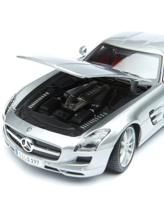 Maıs 31389 1 18 Mercedes-benz Sls Amg
