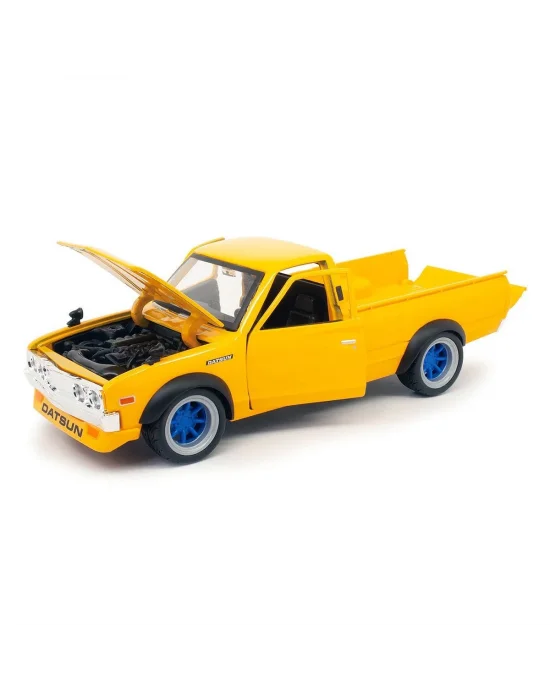 May 32528 1973 Datsun 620 Pick Up 1:24 Model Araba -necotoys