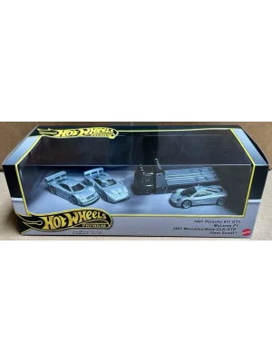 Hot Wheels Premium Collector Diorama 90s Supercars Set Porsche 911, CLK, McLaren