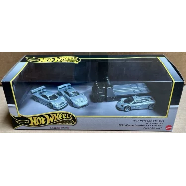Hot Wheels Premium Collector Diorama 90s Supercars Set Porsche 911, CLK, McLaren