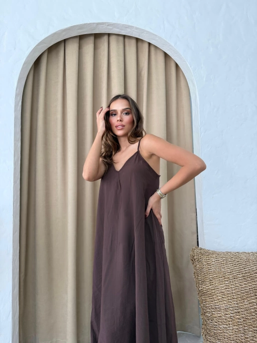 ASKILI UZUN ÇİLEK ELBİSE KOYU KAHVE