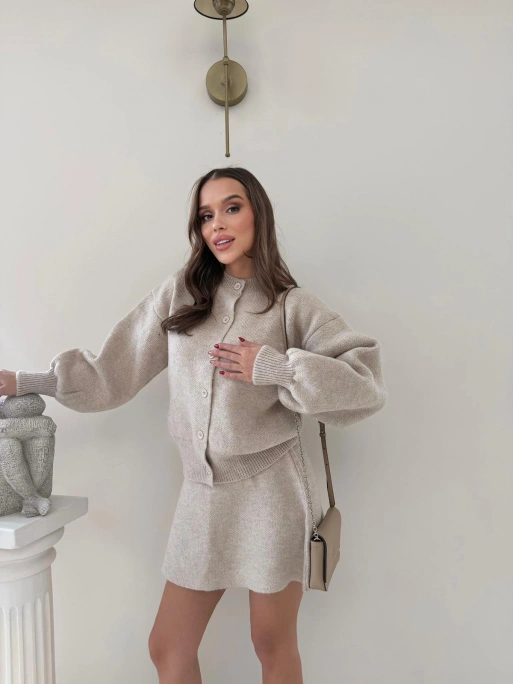 BALON KOL HIRKA VE ETEKLİ TRİKO TAKIM KREM