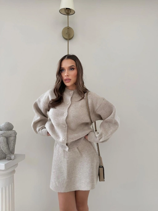 BALON KOL HIRKA VE ETEKLİ TRİKO TAKIM KREM