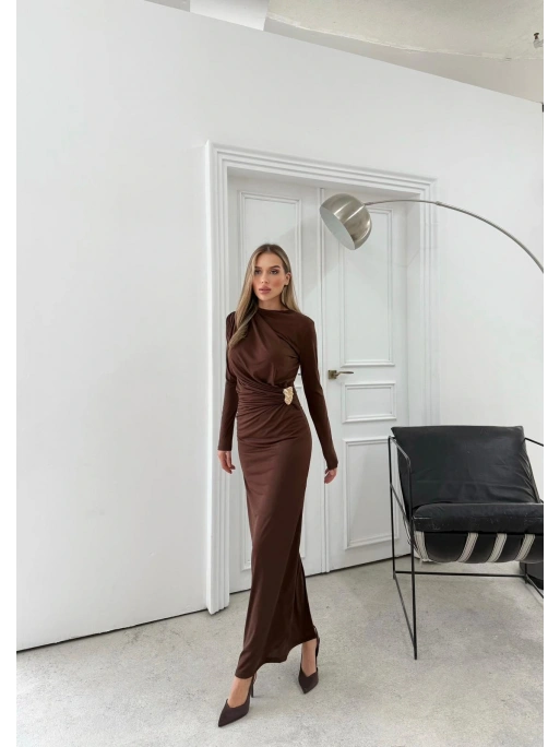 BEL AKSESUAR DETAY DRAPELİ UZUN SANDY ELBİSE ACI KAHVE