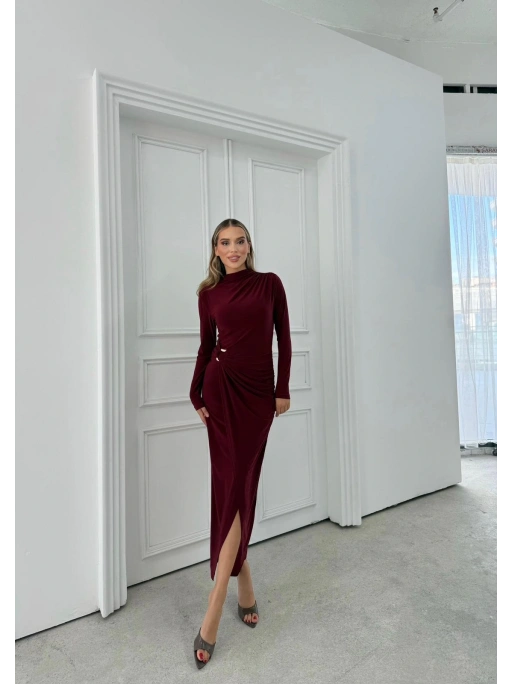 BEL AKSESUAR DETAY DRAPELİ YIRTMAÇLI UZUN SANDY ELBİSE BORDO