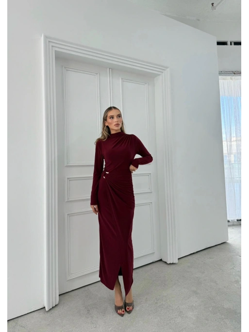 BEL AKSESUAR DETAY DRAPELİ YIRTMAÇLI UZUN SANDY ELBİSE BORDO
