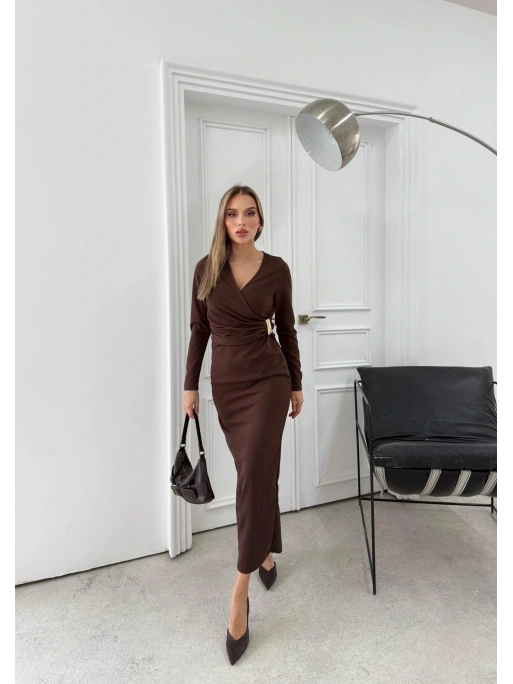 BEL AKSESUAR DETAY V YAKA UZUN ELBİSE KAHVE