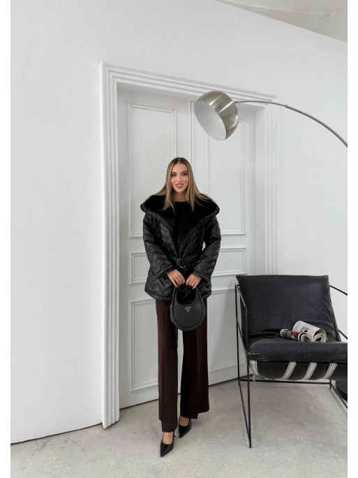 BEL KUŞAKLI BAKLAVA DESEN YAKA KÜRK DETAY ŞİŞME MONT SİYAH