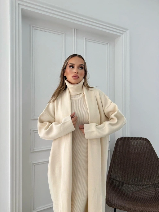 BOĞAZLI SIFIR KOL UZUN ELBİSE VE YELEKLİ İKİLİ TRİKO TAKIM KREM