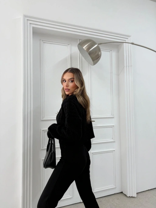 BURGULU YUMOŞ DOKULU CROP KAZAK SİYAH