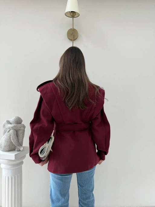 DİK YAKA OMUZ APOLETLİ BEL KUŞAKLI ASTARLI KAŞE KABAN BORDO