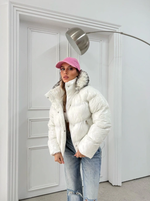 KAPÜŞON KÜRK DETAY RUGAN ŞİŞME MONT BEYAZ