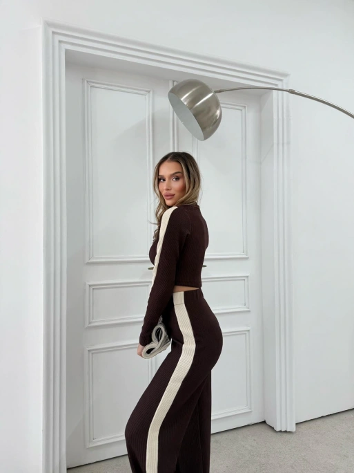 KOL GARNE DETAY BLUZ VE PANTOLONLU TRİKO İKİLİ TAKIM KAHVE