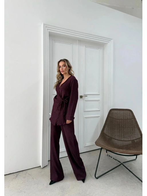 KRUVAZE YAKA BAĞLAMA DETAY BLUZ VE PANTOLONLU SELANİK KUMAŞ İKİLİ TAKIM MÜRDÜM