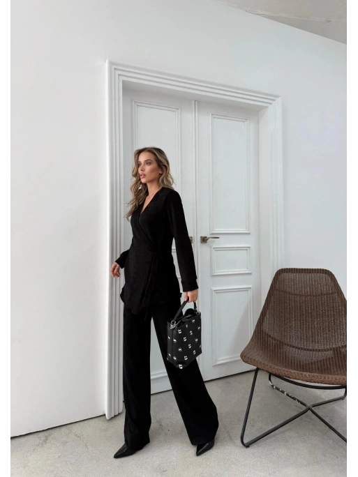 KRUVAZE YAKA BAĞLAMA DETAY BLUZ VE PANTOLONLU SELANİK KUMAŞ İKİLİ TAKIM SİYAH