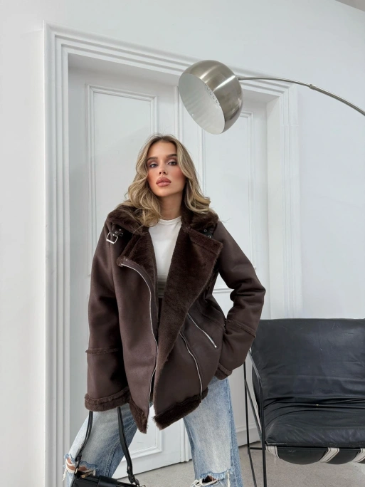 KRUVAZE YAKA KEMER DETAY İÇ KÜRK OVERSİZE LAMİNE MONT KAHVE 3165