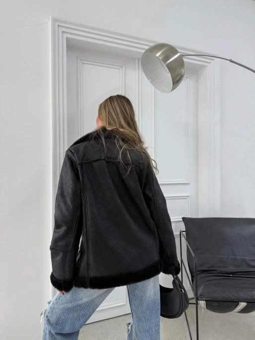 KRUVAZE YAKA KEMER DETAY İÇ KÜRK OVERSİZE LAMİNE MONT SİYAH 3165