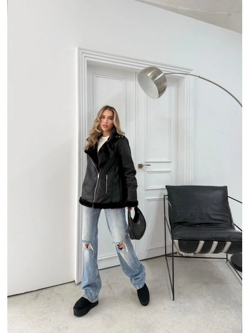 KRUVAZE YAKA KEMER DETAY İÇ KÜRK OVERSİZE LAMİNE MONT SİYAH 3165