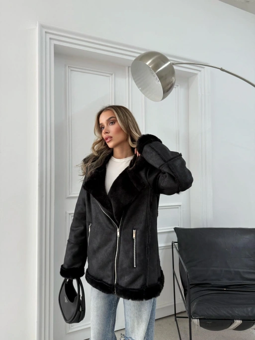 KRUVAZE YAKA KEMER DETAY İÇ KÜRK OVERSİZE LAMİNE MONT SİYAH 3165