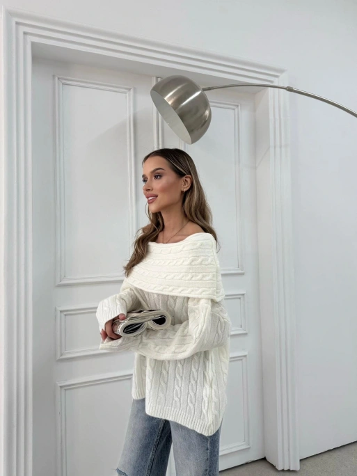 MADONNA YAKA ÖRGÜ DESENLİ KAZAK BEYAZ