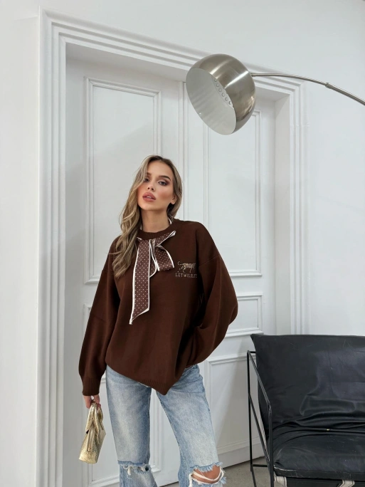 NAKIŞ DETAY FULARLI OVERSİZE KAZAK KAHVE