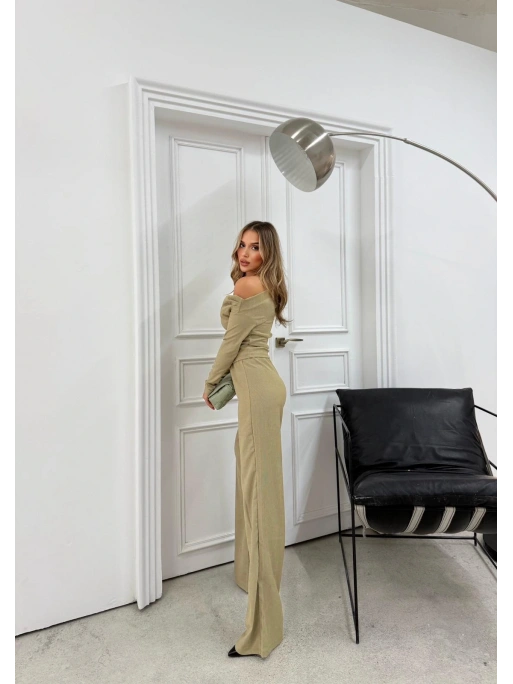 OMUZ DEKOLTE BLUZ VE PANTOLONLU SELANİK KUMAŞ İKİLİ TAKIM YEŞİL