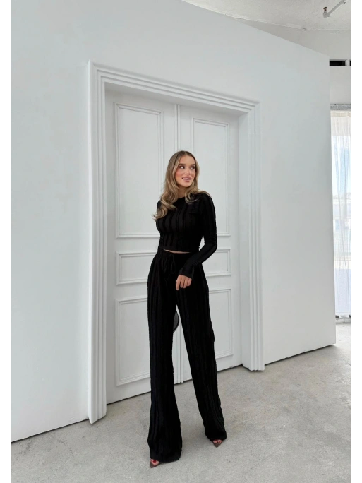 PARMAK GEÇME DETAY TERS DİKİŞ BLUZ VE PANTOLONLU GOFRE İKİLİ TAKIM SİYAH