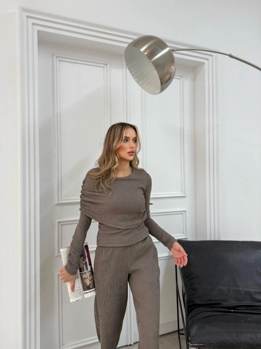 ŞAL YAKA BLUZ VE PANTOLONLU SELANİK KUMAŞ İKİLİ TAKIM VİZON