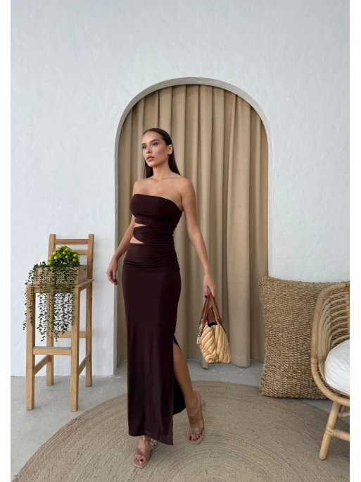 STRAPLEZ BEL AKSESUAR DEKOLTE DETAY UZUN SANDY ELBİSE KAHVE