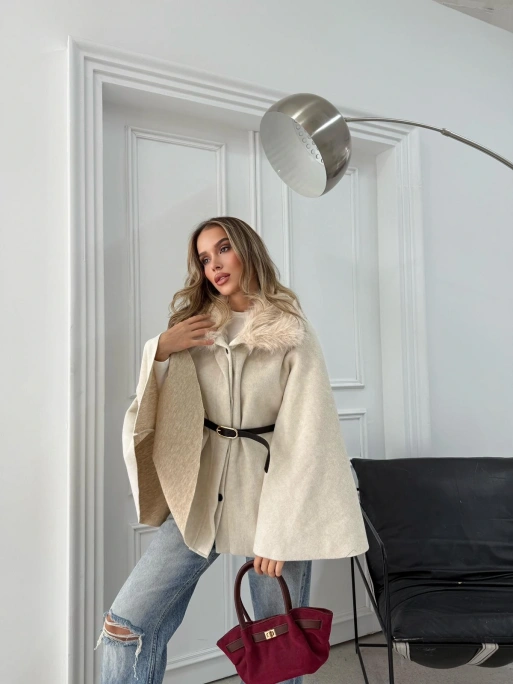 YAKA KÜRK DETAY KEMERLİ KAŞE PANÇO KREM