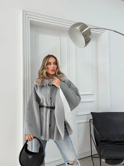 YAKA KÜRK DETAY KEMERLİ KAŞE PANÇO GRİ