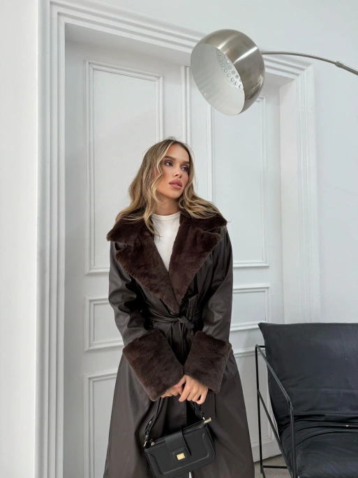 YAKA VE KOL KÜRK DETAY İÇ ASTARLI UZUN DERİ TRENÇ KAHVE