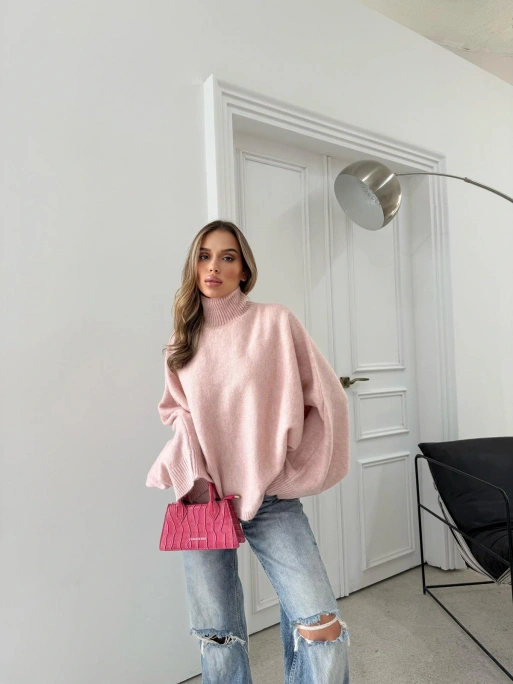 YARASA KOL BOĞAZLI OVERSİZE KAZAK PEMBE