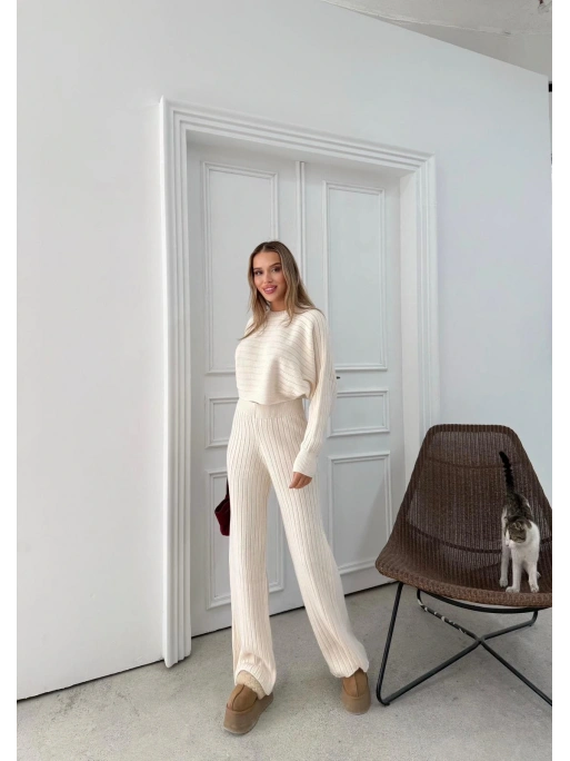 YARASA KOL KAZAK VE PANTOLONLU TRİKO İKİLİ TAKIM KREM