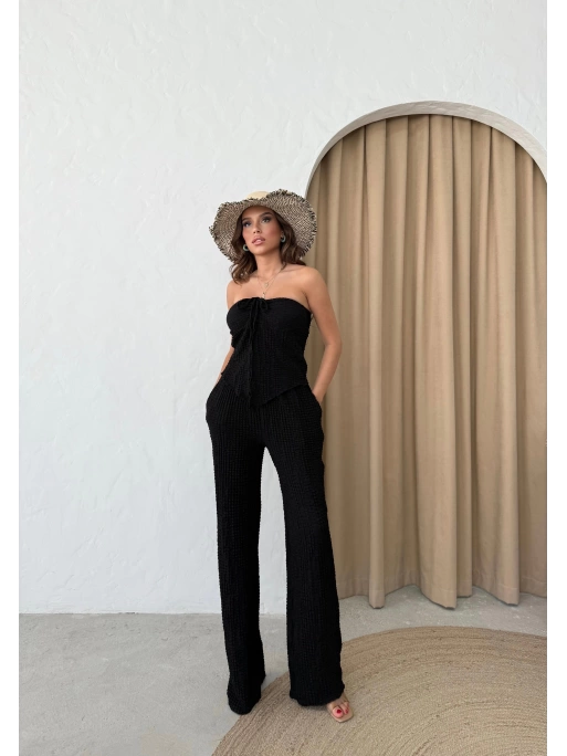 YIRTMAÇLI BÜZGÜLÜ BLUZ VE PANTOLONLU GOFRE İKİLİ TAKIM SİYAH